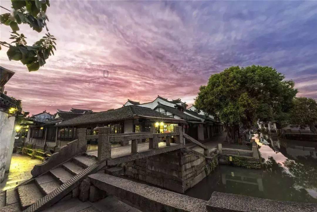 培养宝宝科学好睡眠——TCSC潼芯盒子.睡眠监测床中床A1